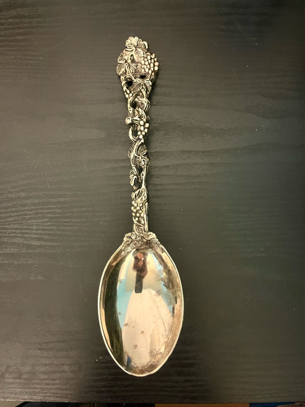 VTG GODINGER Large 10-3/4" Silverplate Serving Spoon Ornate Grapevine Grape